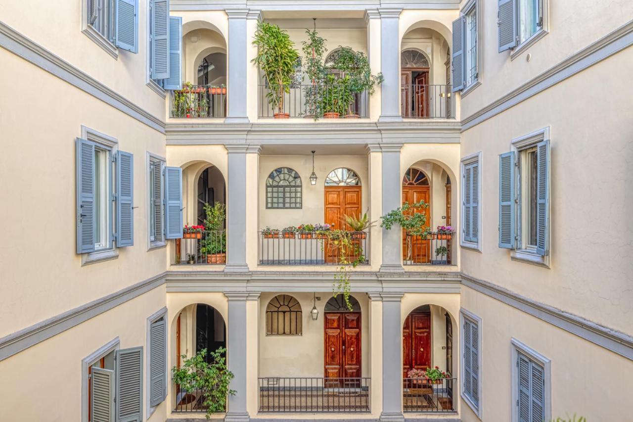 Luxury Stars In Rome - Andromeda Apartment In Colosseum Luaran gambar