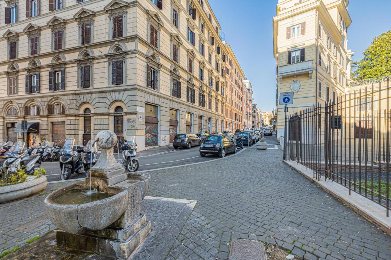 Luxury Stars In Rome - Andromeda Apartment In Colosseum Luaran gambar