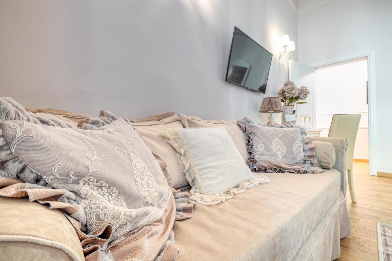 Luxury Stars In Rome - Andromeda Apartment In Colosseum Luaran gambar